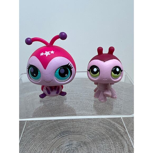 Littlest Pet Shop #2689 Red Pink G4 Ladybug Blue Star Eyes #1474 Ladybug 2008 - Picture 1 of 6